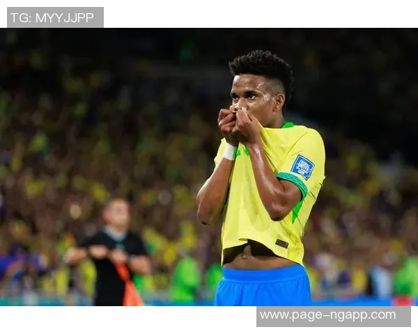 长友佑都社交媒体庆祝战胜巴西队这一历史性时刻将铭刻在足球史册中